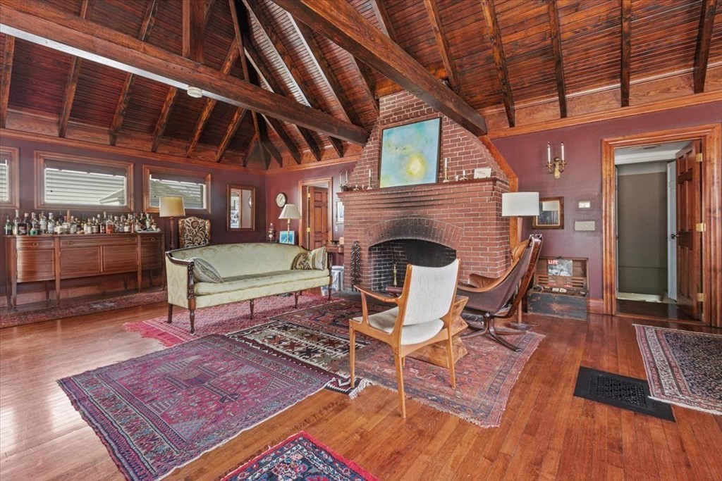 80 Parker Hill Ave