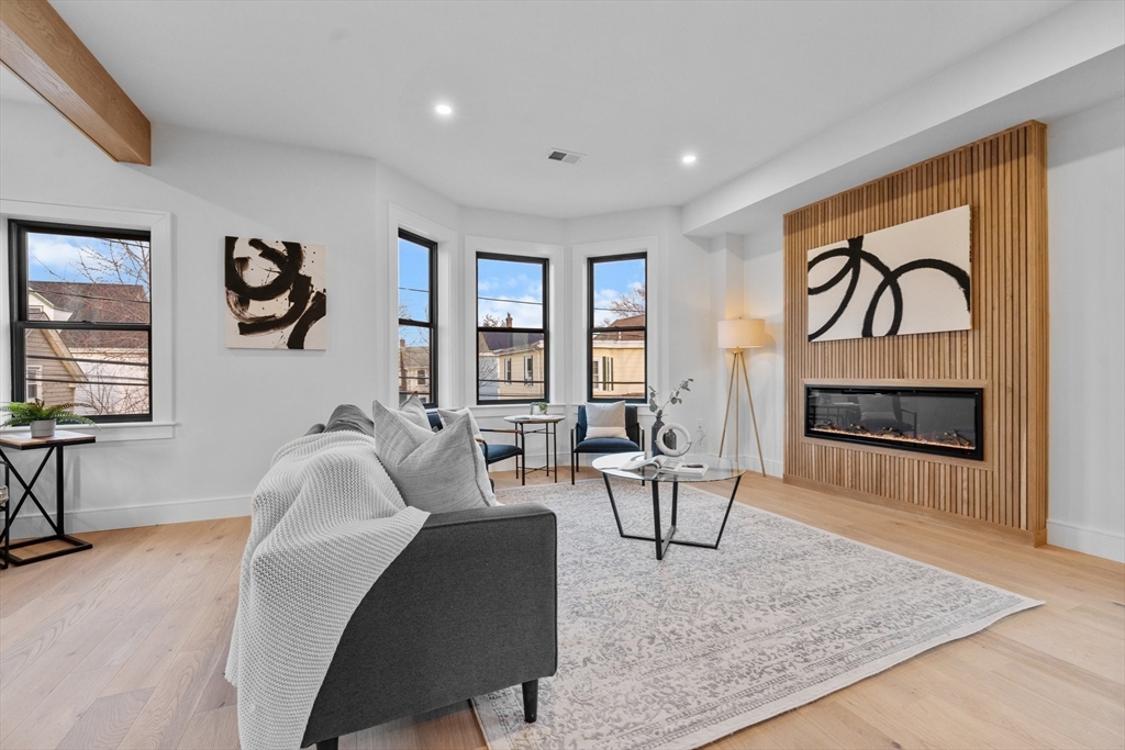 19 Hanson Street # 2