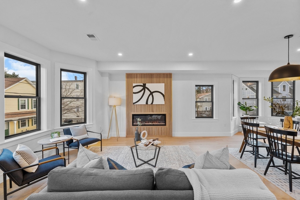 19 Hanson Street # 2