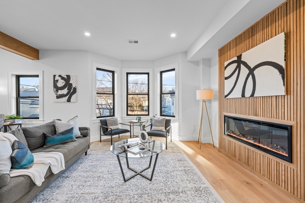 19 Hanson Street # 2