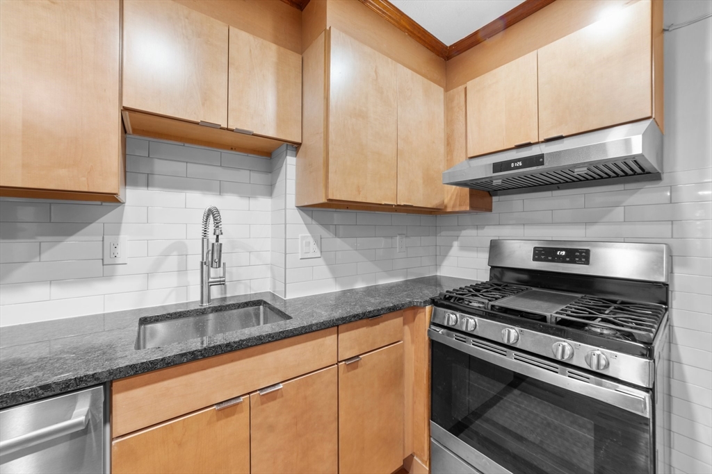 248 Shawmut Avenue # 3