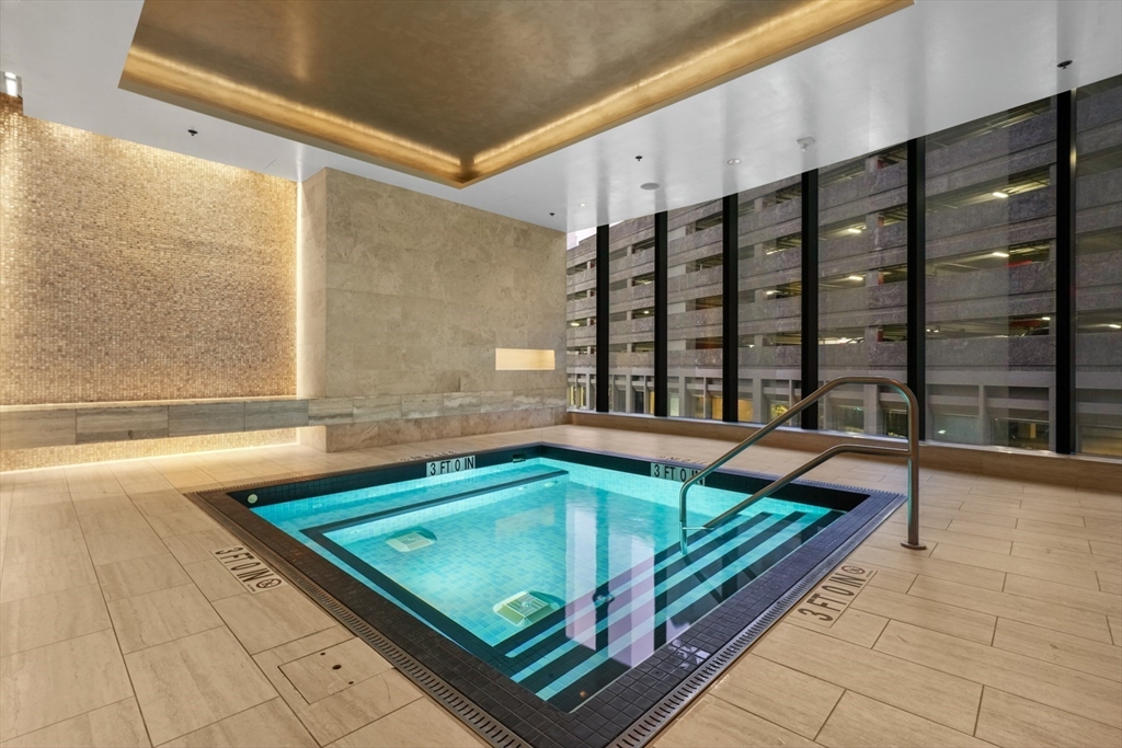 1 Franklin Street # 4802