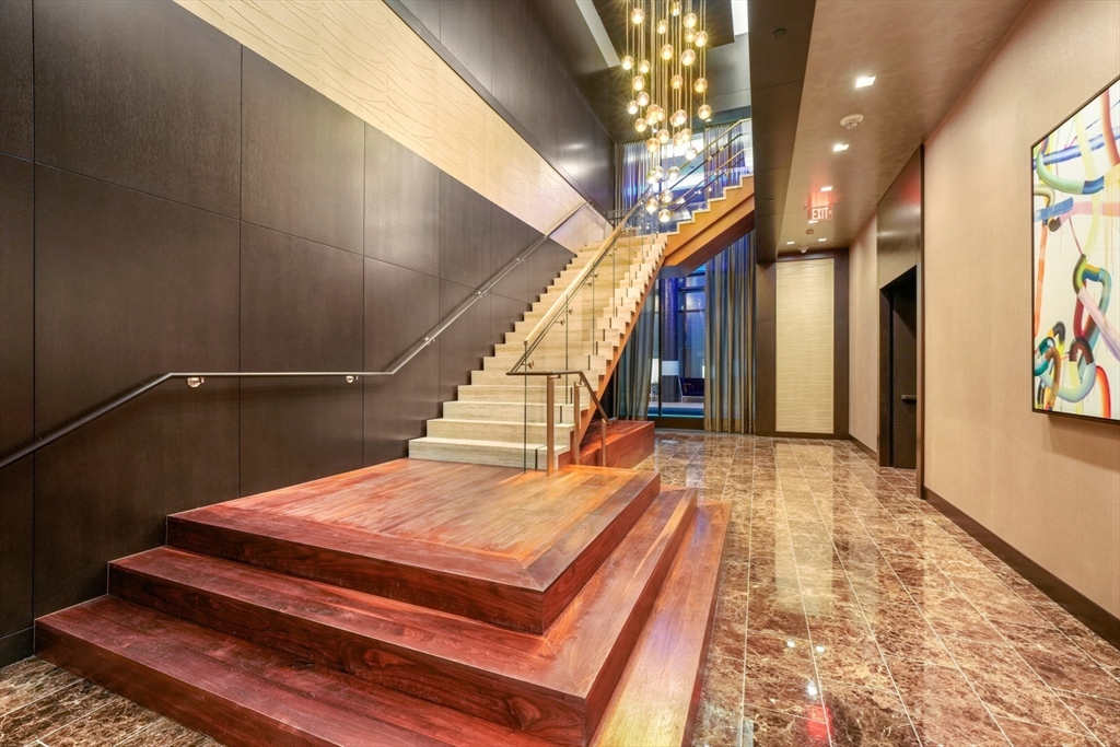 1 Franklin Street # 4802