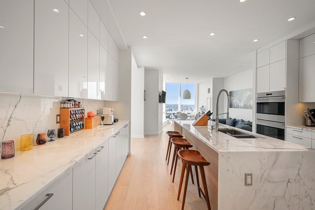 1 Franklin Street # 4802