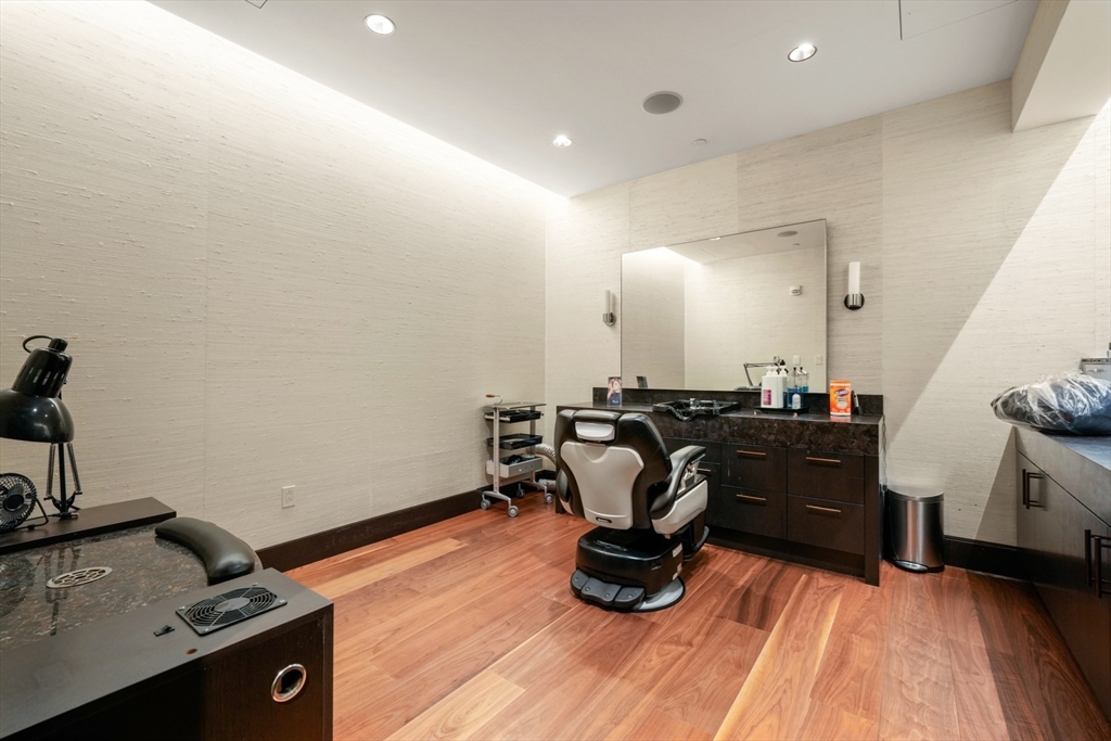 1 Franklin Street # 4802