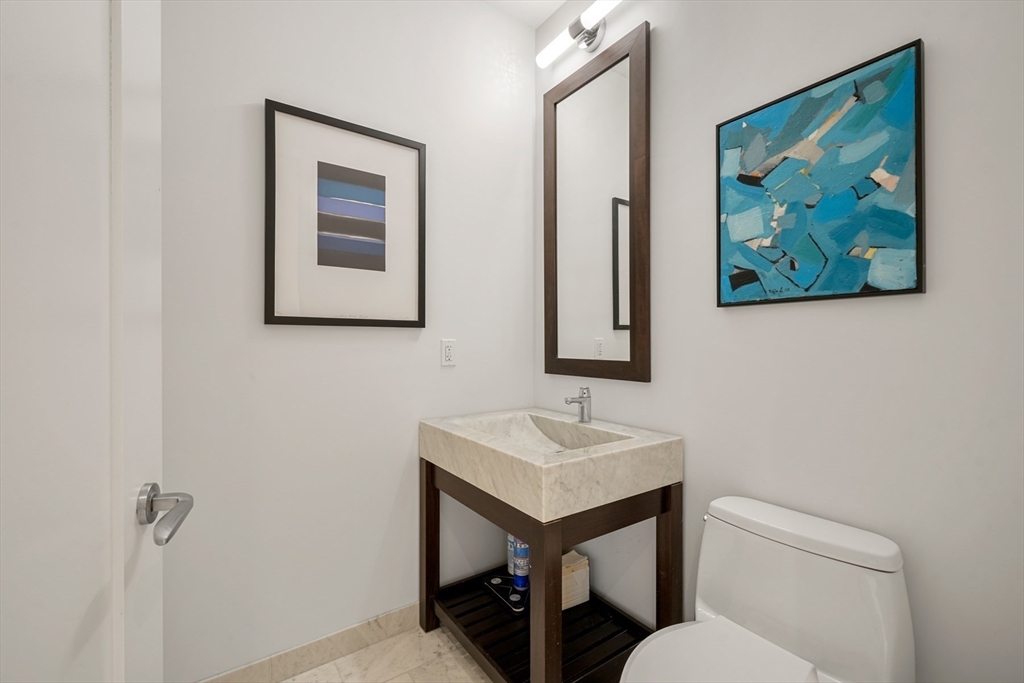 1 Franklin Street # 4802