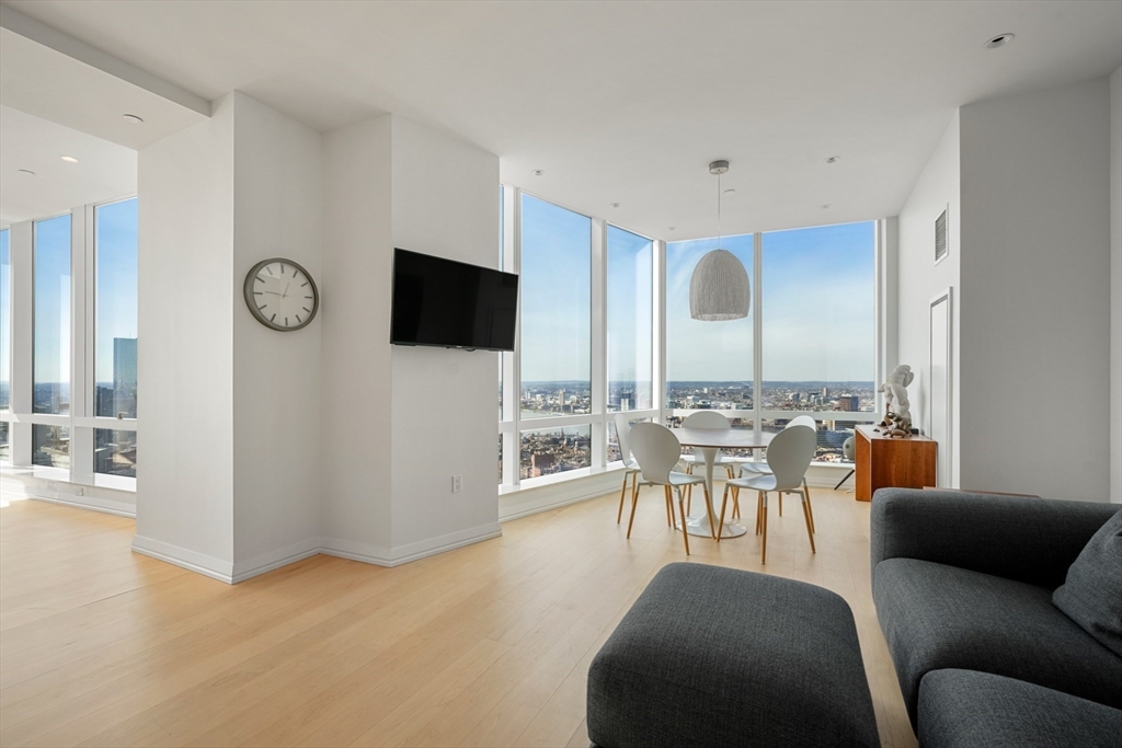 1 Franklin Street # 4802