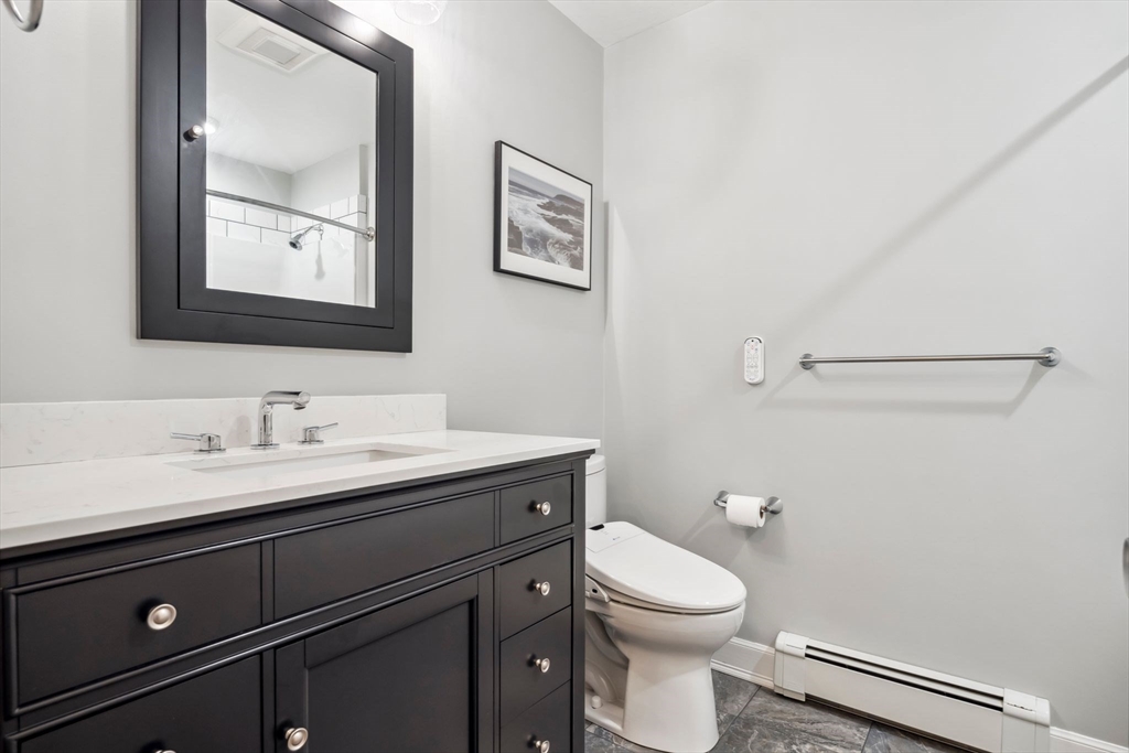 84 Walpole St # 3B
