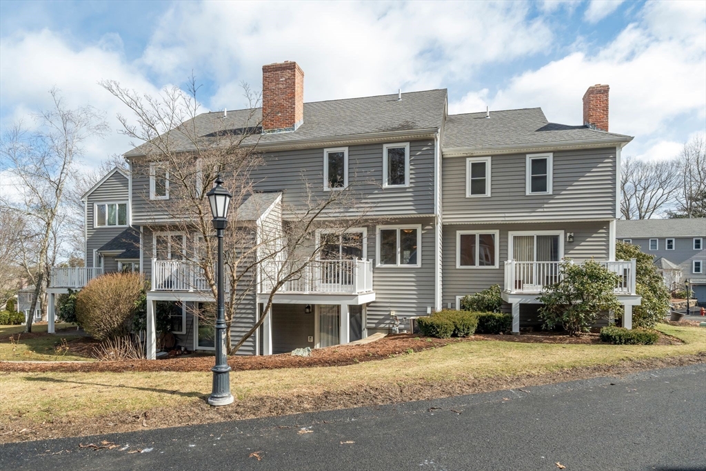 84 Walpole St # 3B