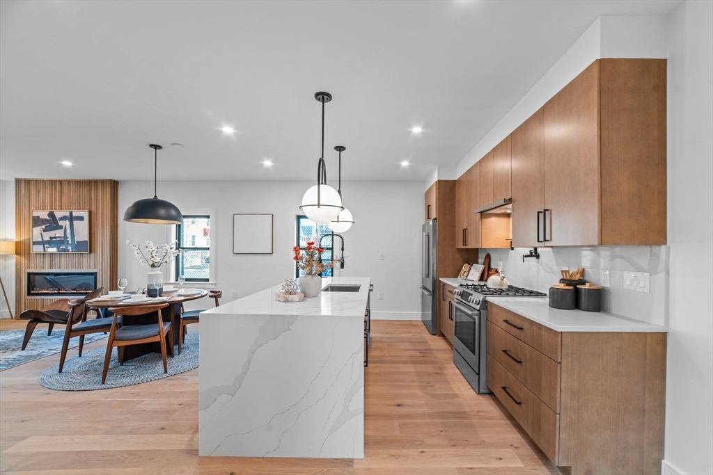 19 Hanson Street # 1