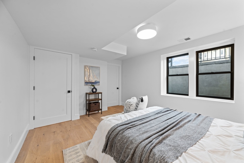19 Hanson Street # 1