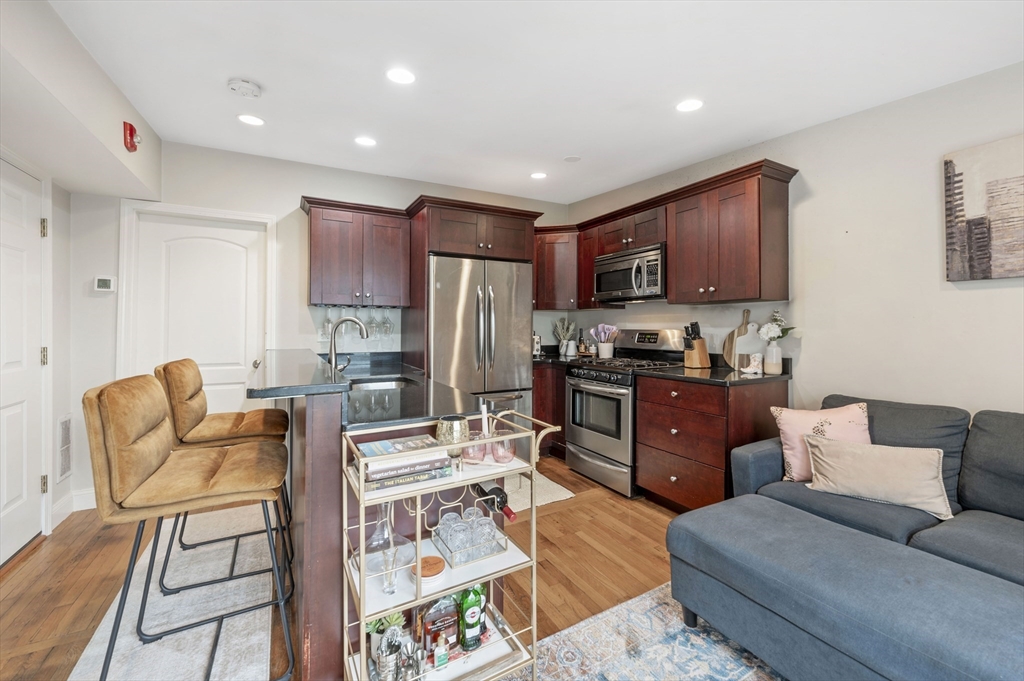522 E 3rd St # 3