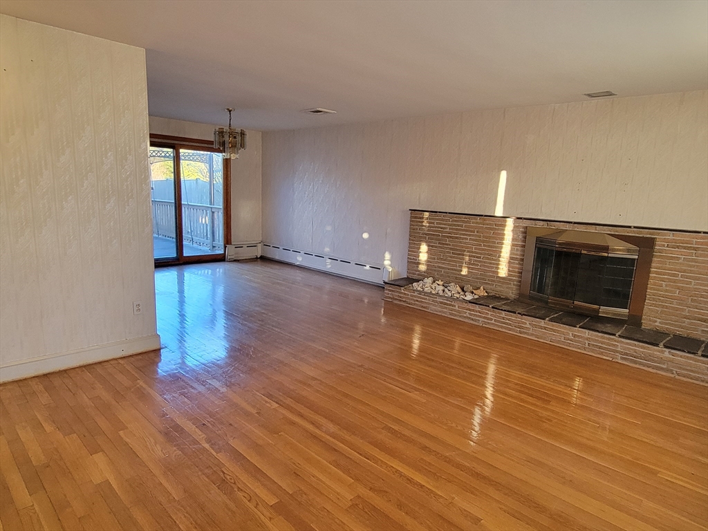 12 Priscilla Rd