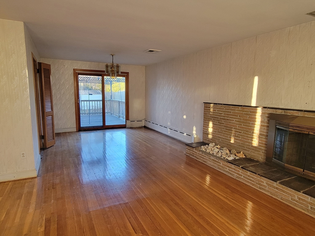 12 Priscilla Rd