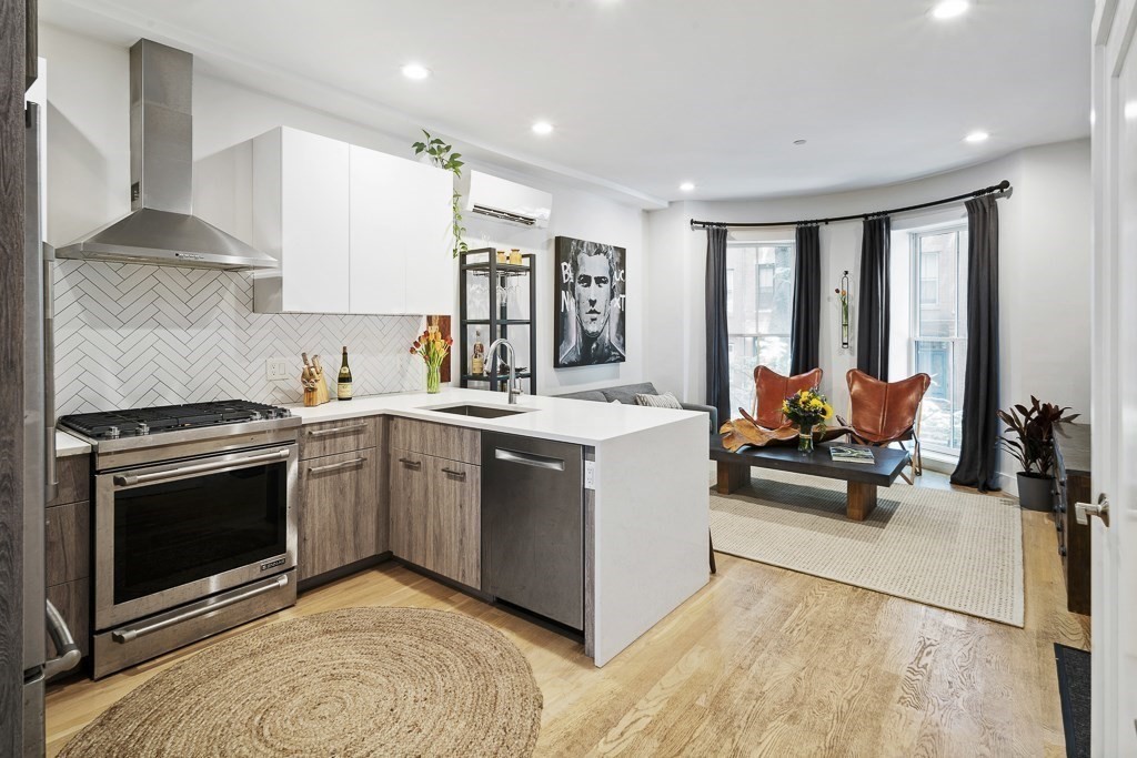 55 E Springfield St # 2