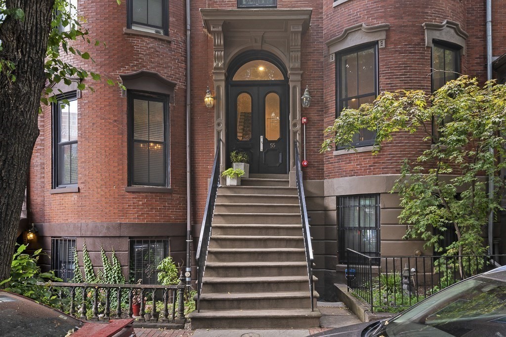 55 E Springfield St # 2