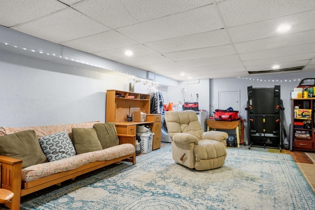141 Pleasant St # 7