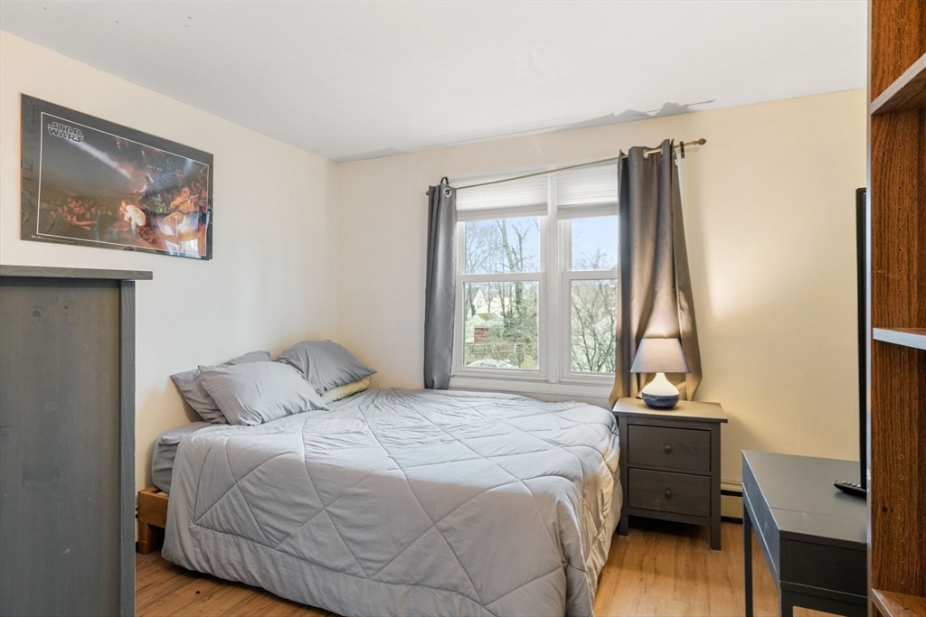 141 Pleasant St # 7