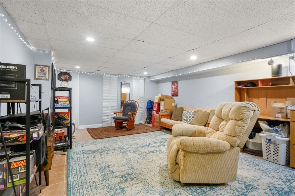 141 Pleasant St # 7