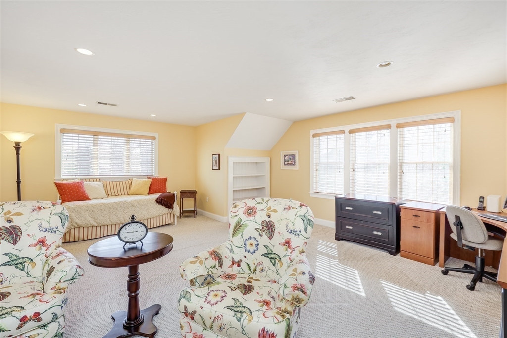 24 Chesley Rd