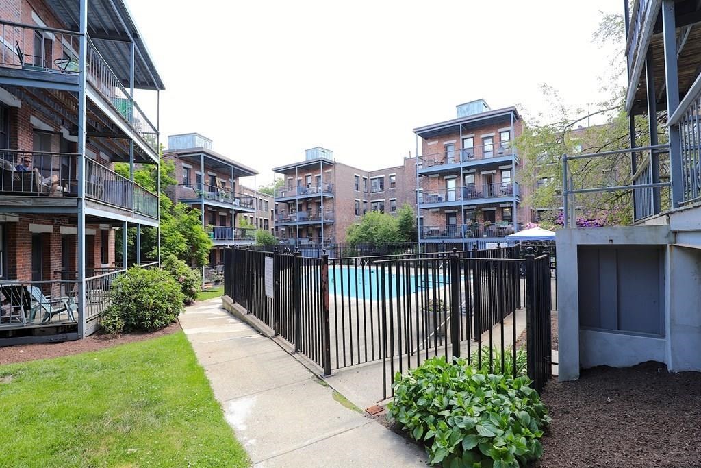 120 Lanark Road # 14