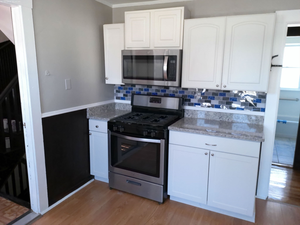 4070 Washington # 2