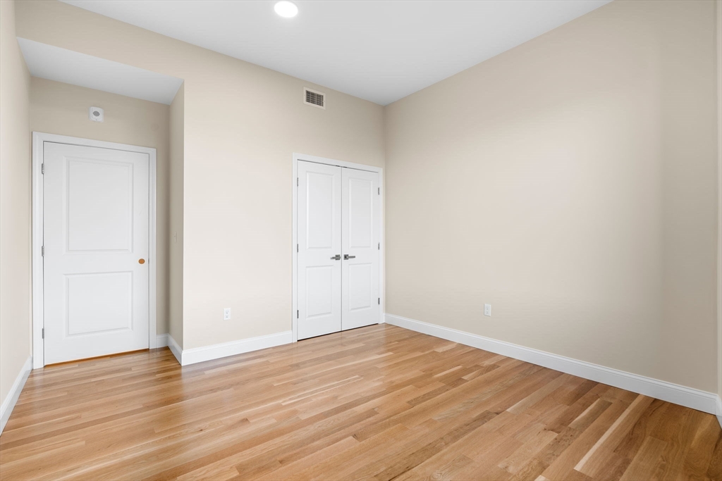 16 Taber Street # 506