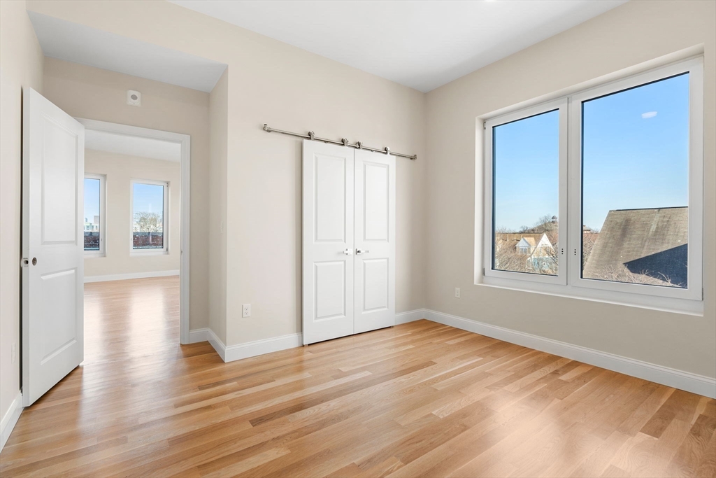 16 Taber Street # 506