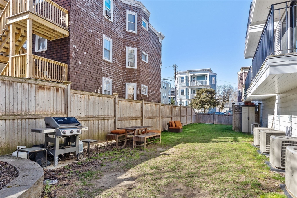 136 Sydney Street # 4