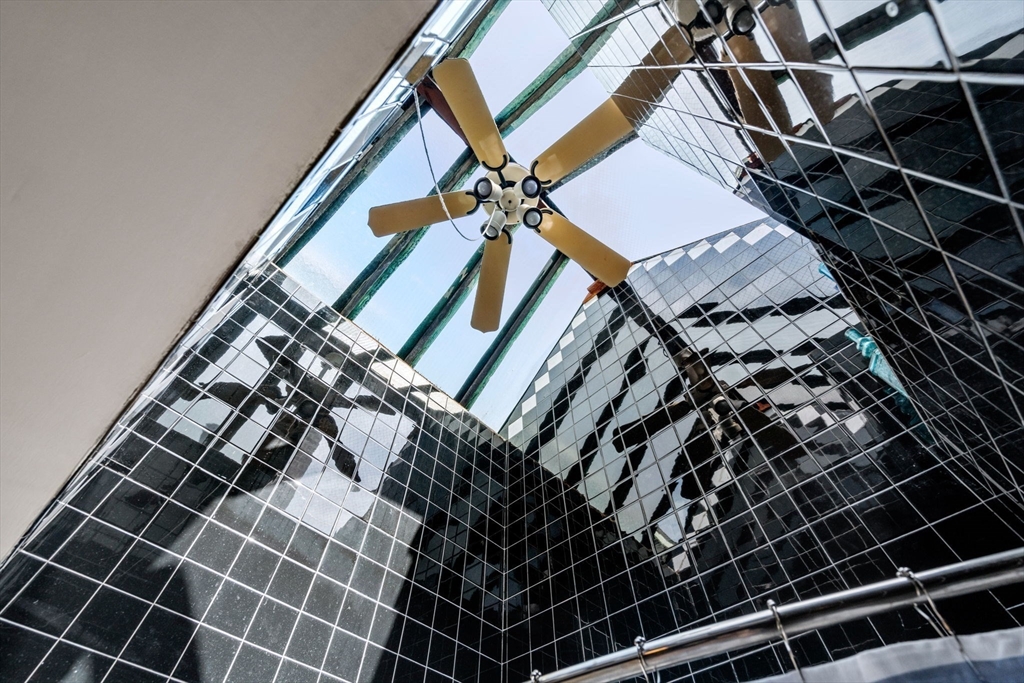 123 Saint Botolph Street # 10