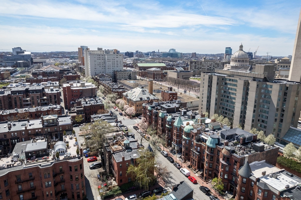 123 Saint Botolph Street # 10