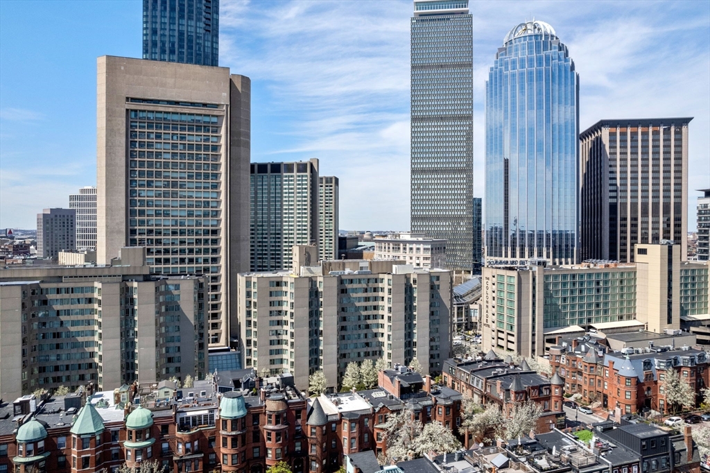 123 Saint Botolph Street # 10