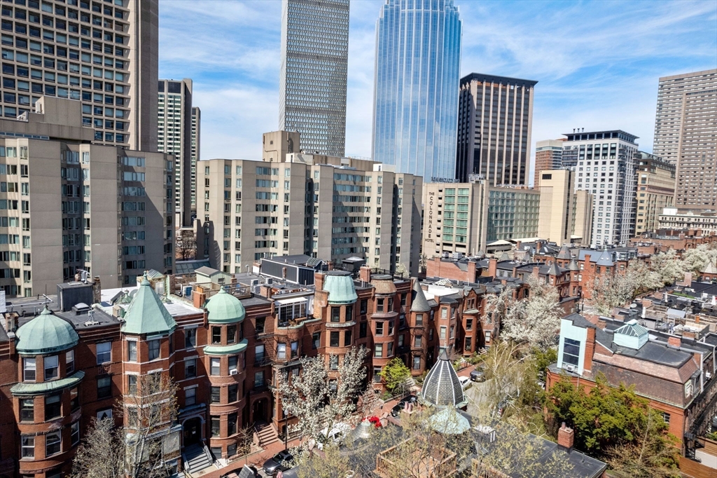 123 Saint Botolph Street # 10