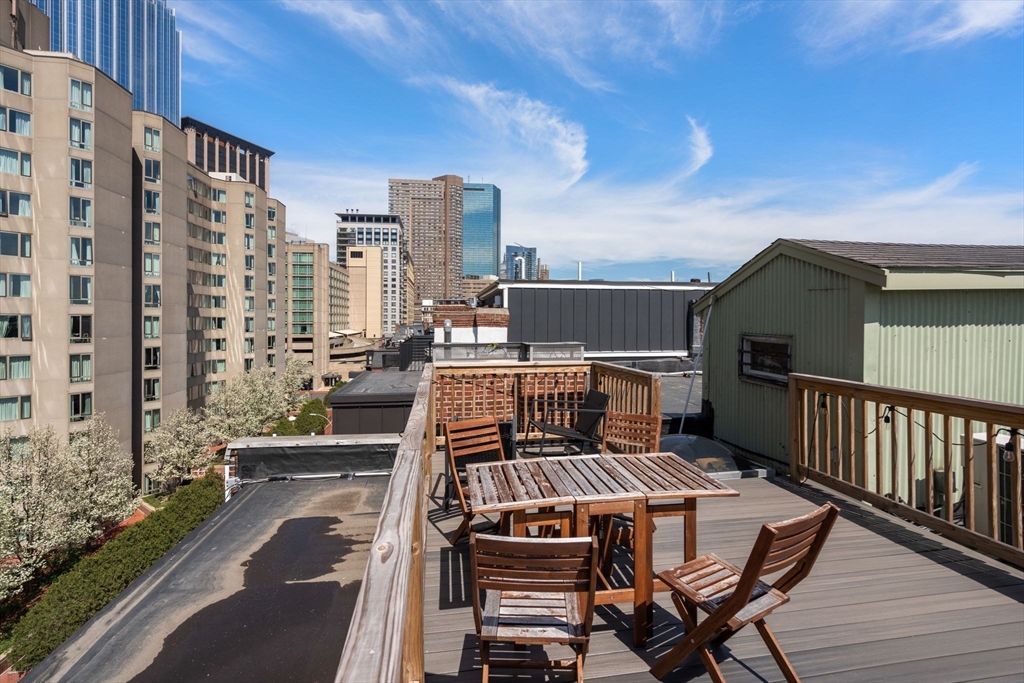 123 Saint Botolph Street # 10