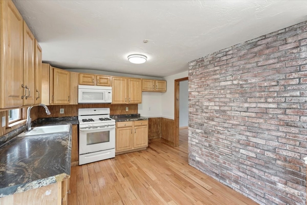 53 Jefferson Ave