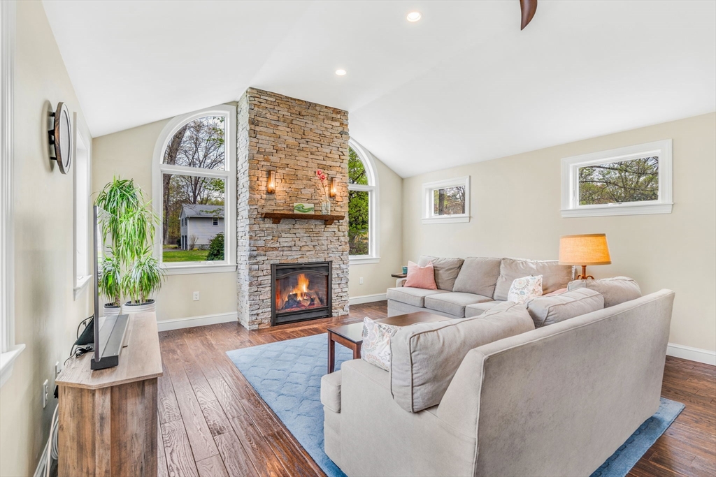 13 Fern St