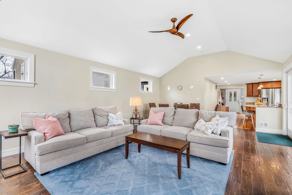 13 Fern St