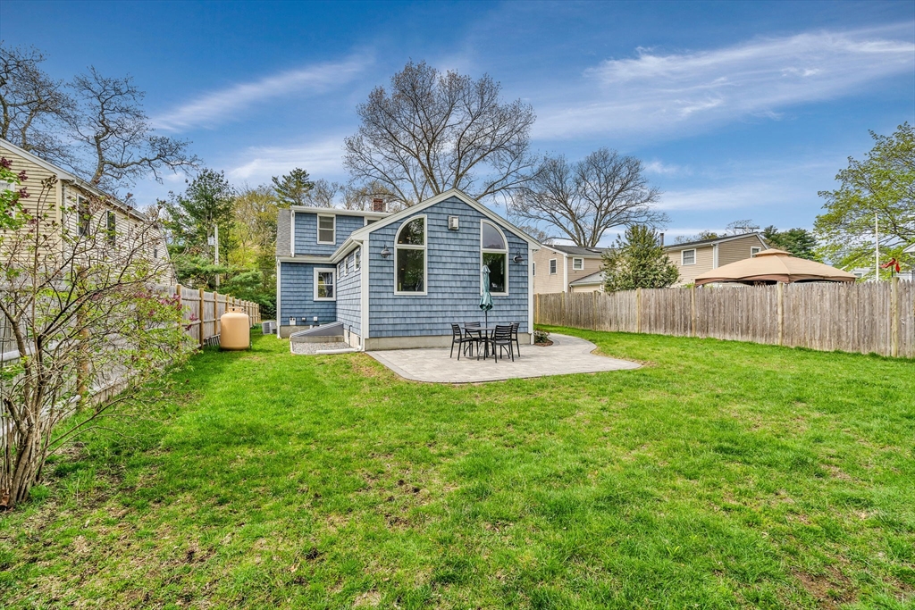 13 Fern St