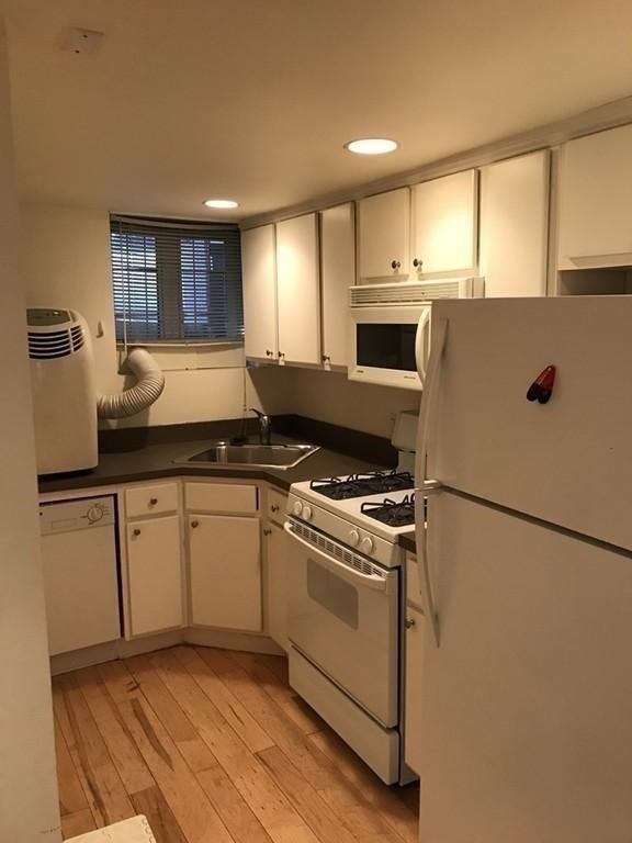 1170 Massachusetts Ave # 2
