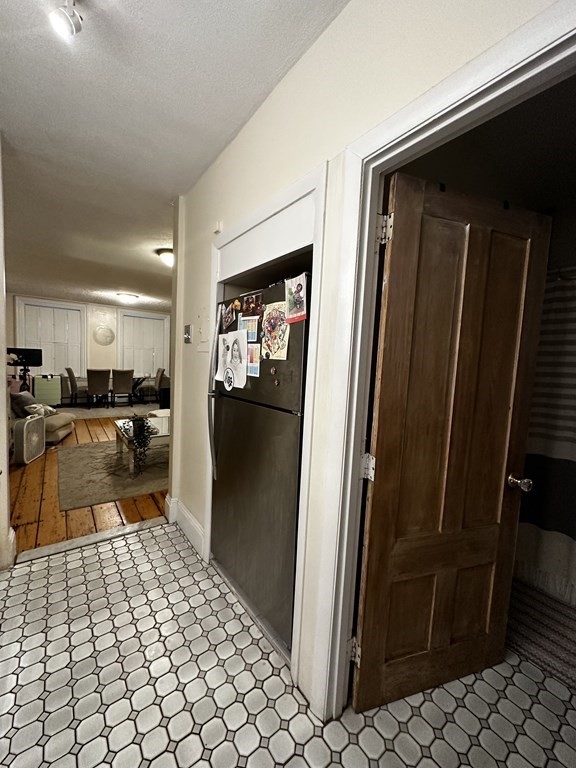 194 W Springfield St # 1