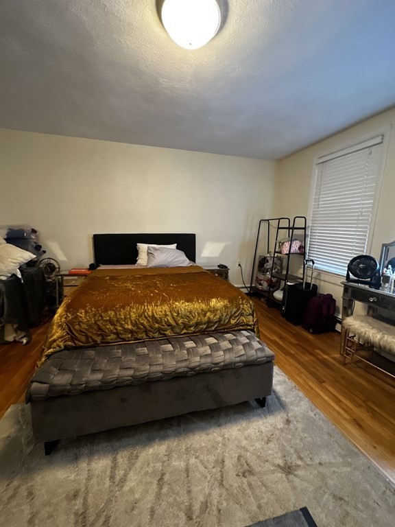 194 W Springfield St # 1