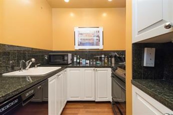 75 Marlborough # 3