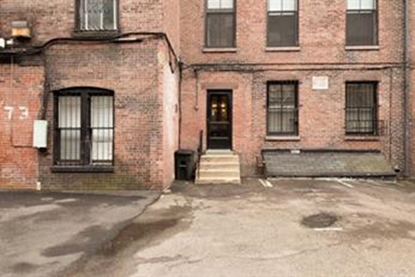 75 Marlborough # 3