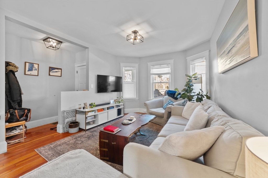 32 Standish Street # 1