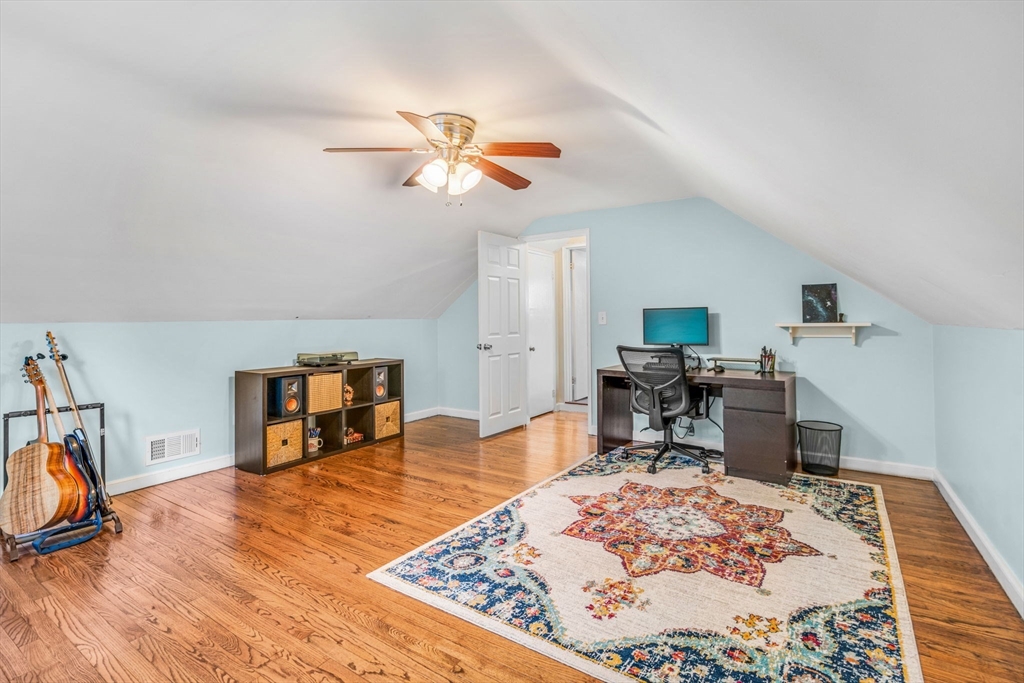 9 University Dr