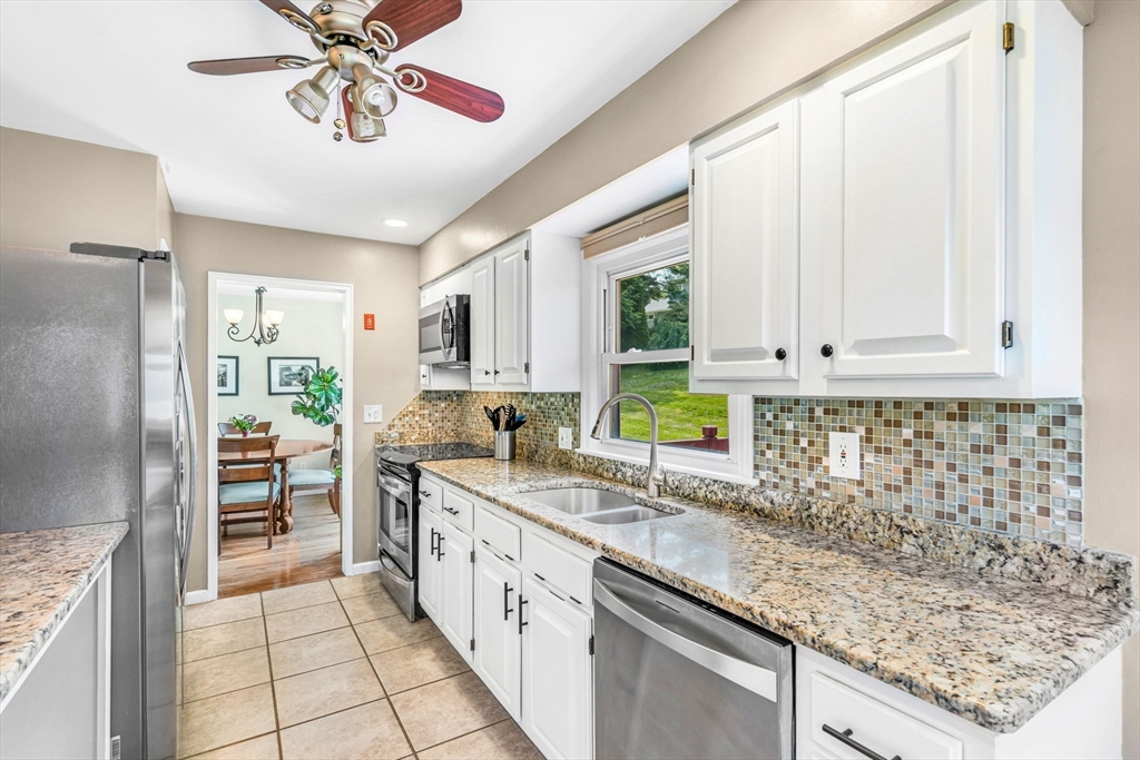 9 University Dr
