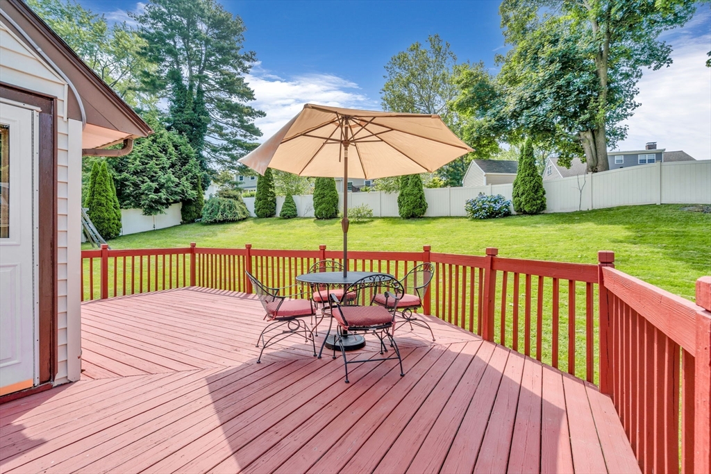 9 University Dr