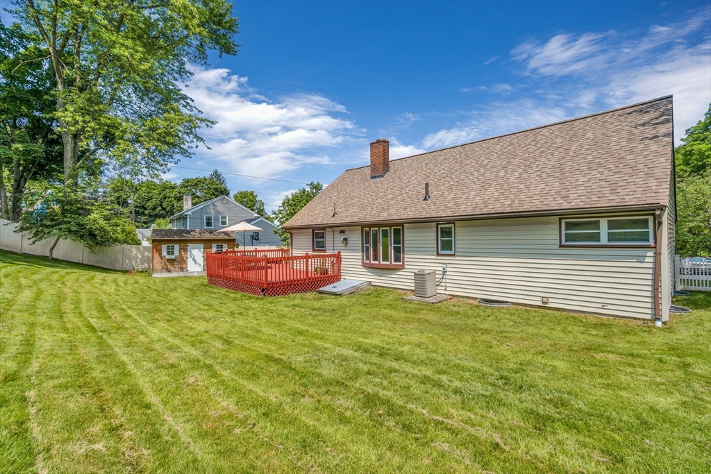9 University Dr