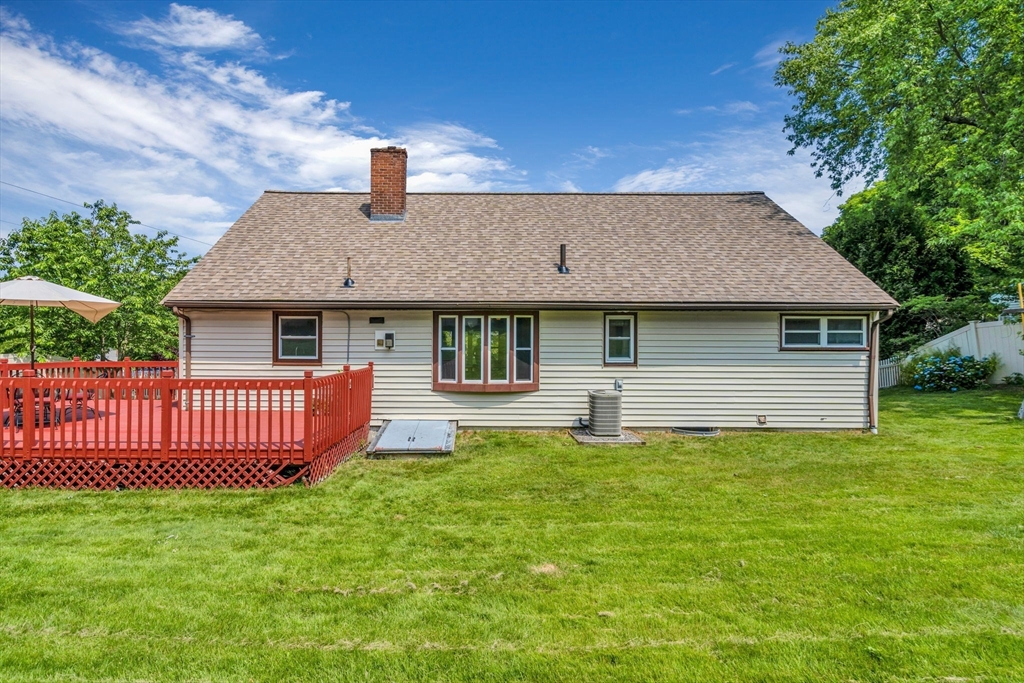 9 University Dr