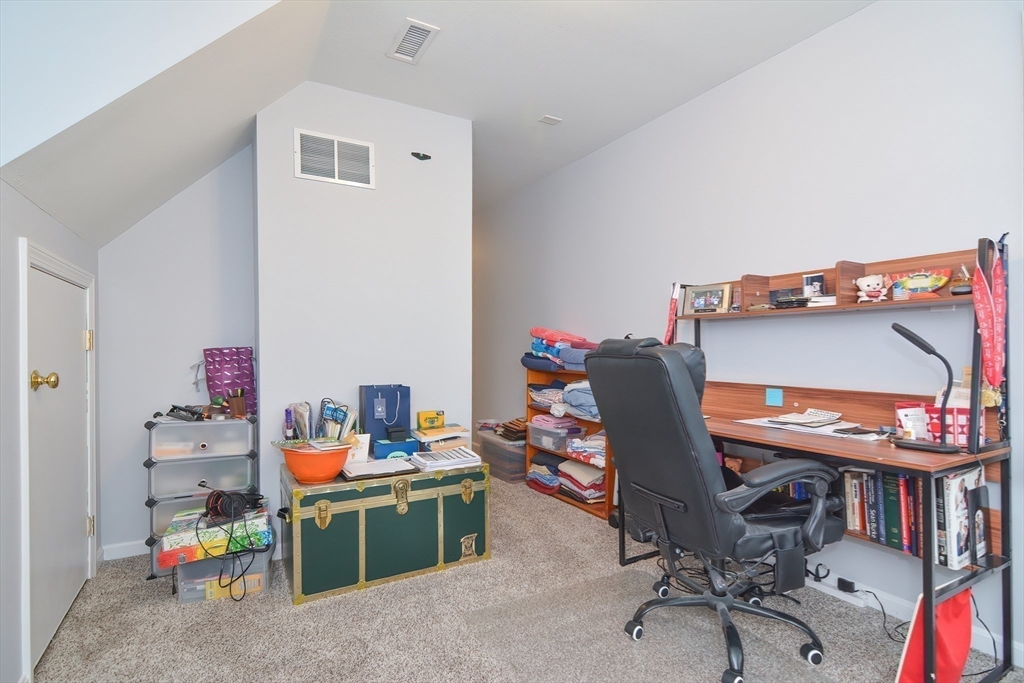 31 Oakes Circle # 31